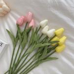 Kunstblumen Simulations-Tulpenstrauß in Glasvase, künstlicher gefälschter Blumentopf für Tischdekoration, Badezimmer-Ornamente im Innenbereich für jeden Anlass