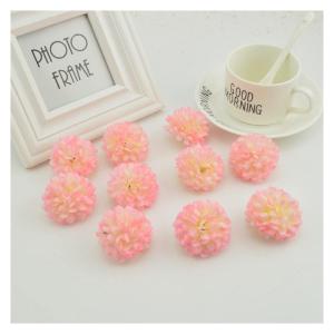 mooie kunstmatige krans bloem panelen 200 stuks goedkope 5 cm zijden chrysant hoofden home bruiloft decoratie muur krans voor de tuin maken deur nep (kleur: roze wit)