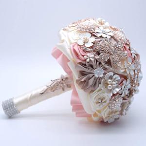 Hochzeitsstrauß for die Braut mit künstlichen Blumen, Seidenblumen for die Hochzeit, Strass-Design, Broschenstrauß, Brautkleid, Hochzeitsstrauß