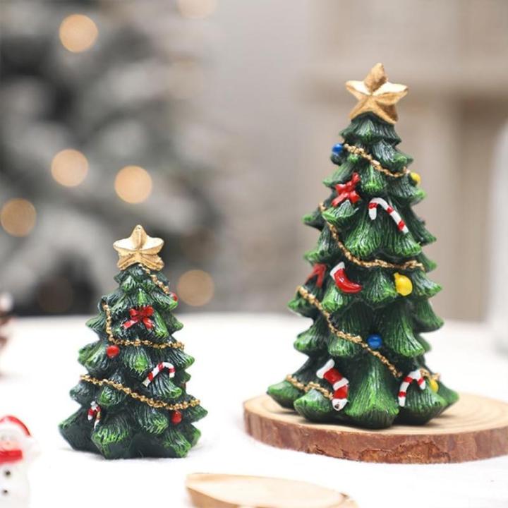 Weihnachtsbaum-Dekoration aus Kunstharz, Weihnachtsstil-Figuren, Mini-Weihnachtsmotive, Miniatur-Handwerk, DIY-Desktop-Dekoration (9 cm)
