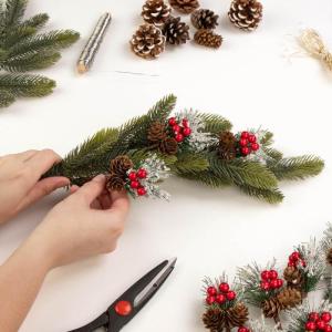 20 x decoratieve tak met lariksappels, rode bessen en boomnaalden - strooidecoratie Kerstmis - decoratieve tak voor kransen en bloemstukken (20 stuks - rode bessen wit)