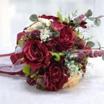 Hochzeitsstrauß for die Braut mit künstlichen Blumen, 10-Zoll-Hochzeitssträuße, künstlich blühende Rosen, Brautjungfernstrauß, Seidenrosen-Wurfsträuße.(Red)