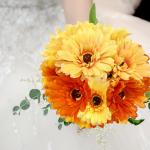 4 bundels van 20 hoofden kunstmatige madeliefjes bloemen, 2 kleuren zijden gerbera madeliefjes bloemen realistische kunstbloem voor thuiskantoor feest bruiloft middelpunt decoratie