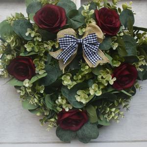 Vintage Herz-förmigen Girlande Künstliche Rose Blume Kranz mit Grün Blätter Leinen Plaid Bowknot Hochzeit Party Decor