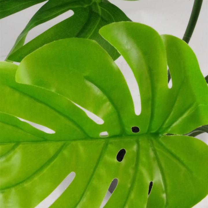 Hochwertige künstliche Monstera-Pflanze