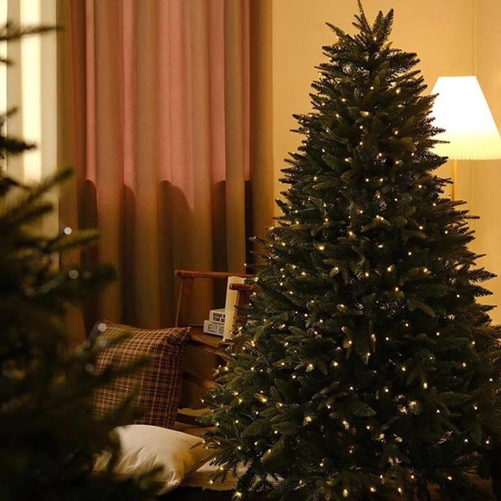 Fichten Weihnachtsbaum mit Licht, Künstlicher Weihnachtsbaum mit Metallständer und Aufklappbaren Zweigen, Erstklassige Weihnachtsdekoration(210cm/7ft)