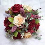 Hochzeitsstrauß for die Braut mit künstlichen Blumen, 10-Zoll-Hochzeitssträuße, künstlich blühende Rosen, Brautjungfernstrauß, Seidenrosen-Wurfsträuße.(Red)
