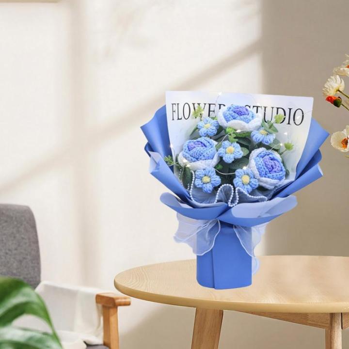 Gehäkelter Blumenstrauß mit Licht, Fertig Gestrickter Strauß, Kunstblume, Handgemachter Strickstrauß Zum Valentinstag, Blau