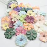 , 50 stuks, madeliefjes, bloemkoppen 5 cm, zijden bloemen, decoratieve bloemkoppen voor bruiloft, feest, huis, scrapbooking en doe-het-zelf knutselen, meerkleurig