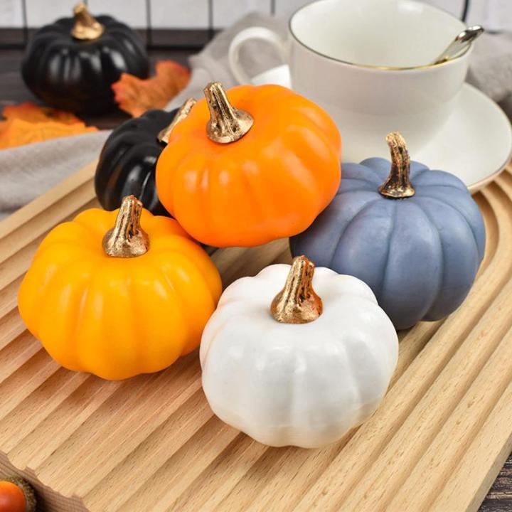12 Stück kleine künstliche lebensechte Kürbisse Herbsternte Kürbisse für Herbsternte Dekor Halloween-Dekorationen