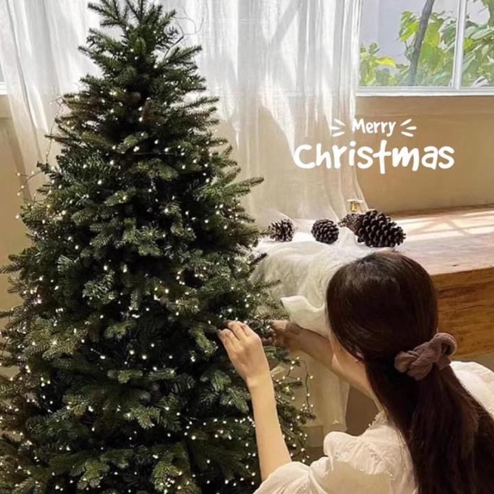 Tannenbaum Künstlich, Künstlicher Weihnachtsbaum mit Warmweißen Lichtern, Zweigspitzen, Metallständer und Aufklappbaren Zweigen for Feiertage, Dekoration(240cm/7.8ft)