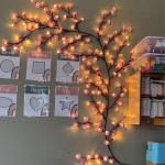 Beleuchteter rosa Baum, rosa Baumlampe,LED-Tisch-Kunstblumen-Bonsai | Blumenlichter mit Fernbedienung, Dimm- und Timerfunktion für Schreibtisch, Fensterbank,