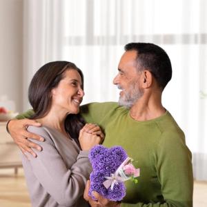 Valentijnsdag rozenbeer cadeau voor haar rozenbeer schattige teddybeer, kunstrozenbeer met rozenboeket, romantische rozen teddybeer cadeau voor Kerstmis