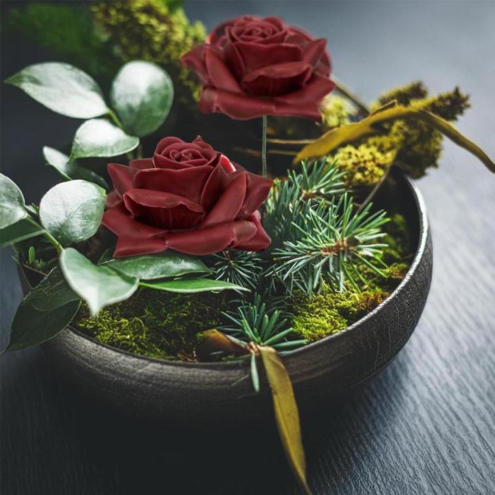 Kunstrozenbloemen met steel als kunstmatige decoratieve rozen van was, 10 bordeauxrode rozenblaadjes als echt voor bloemstukken, bloemendecoratie, waxrozen als kunstrozen, begraafp