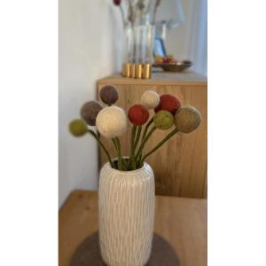 9 vilten bloemen - kleine bloemengroet - boeket - fair trade - handgemaakt (natuur)