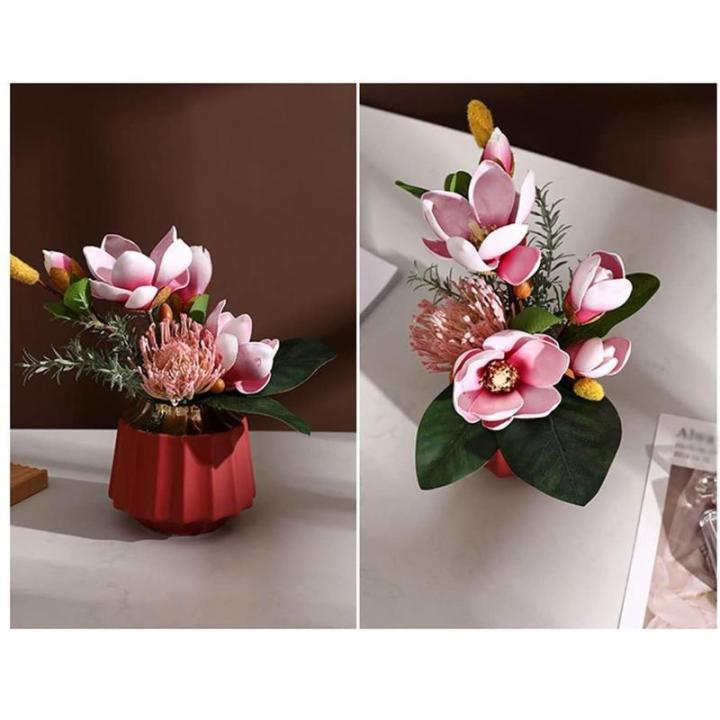 Kunstblumen Künstlicher Blumenstrauß für den Innenbereich – Elegante Kunstblumen mit Keramikvase für Wohnzimmer und Esstisch für jeden Anlass