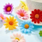 Kunstbloemhoofdjes, decoratie, zonnebloemen, 4,5 cm, kunstmatige madeliefjes, margrieten, bloemen voor bruiloft, feesten, thuis, doe-het-zelf handwerk, 100 stuks