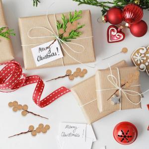 200 Stück Weihnachten Künstliche Holly Beeren Mini Weihnachten Gefrostete Beere Künstliche Früchte für Weihnachtsbaumschmuck Basteln Geschenken Weihnachtskranz Dekoration Heim