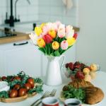Kunsttulpen van latex, realistische kunsttulpen, boeket voor thuis, bruiloft, feest (wit + sakura-roos + zonsondergang-rood + geel + rood)