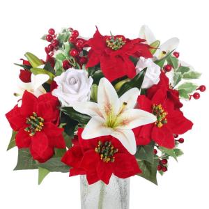 , kerstster, , Kerstmis, rode bessen, kerstdecoratie, zijden bloemen, roos voor Kerstmis, feesten