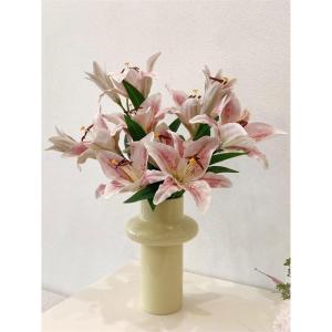 Kunstblumen Rosa Eva-Lilienstrauß – lebensechte künstliche Blumen in Einer Keramikvase für Wohnzimmer, Hochzeitsfeiern und Heimdekoration für jeden Anlass