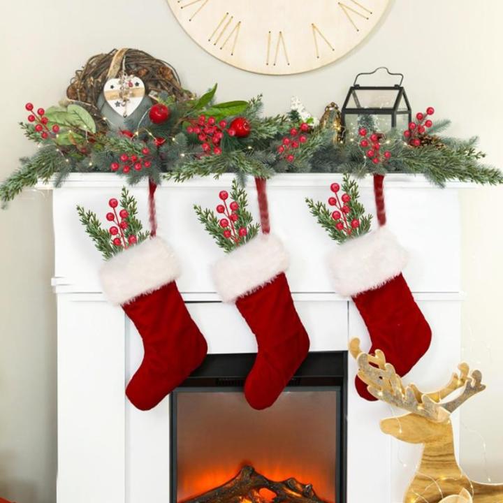 40 stuks kunstdennentakken met 10 rode bessenstelen, 22 cm, siliconen dennentakken, kunstmatig als echte decoratie, Kerstmis, strooidecoratie, dennen voor adventskrans, decoratie (