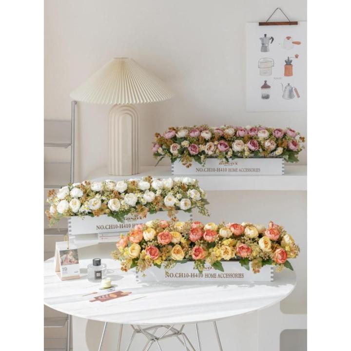 Zaun-künstliche Blumenornamente, Wohnzimmertisch-Blumendekoration, Künstliches Blumenarrangement Mit Zaun(Yellow)