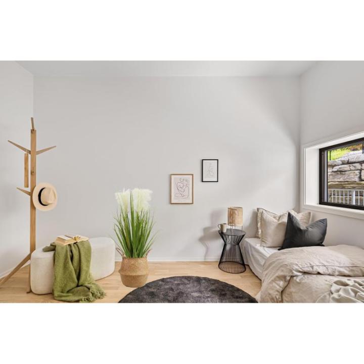 Kunstgras, kunstgras, decoogras, kunstplant, kamerplant, groene plant, kunstmatige plant, decoratie, in zwarte pot, zeer realistisch, groen (60 cm - artikelen. MN-KP-2229)