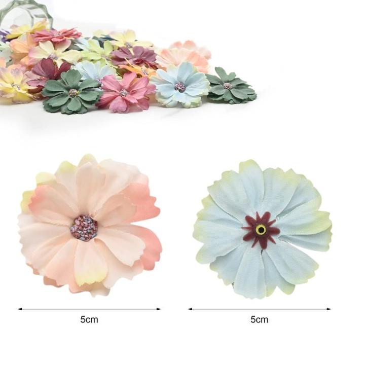 , 50 stuks, madeliefjes, bloemkoppen 5 cm, zijden bloemen, decoratieve bloemkoppen voor bruiloft, feest, huis, scrapbooking en doe-het-zelf knutselen, meerkleurig