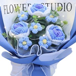 Gehäkelter Blumenstrauß mit Licht, Fertig Gestrickter Strauß, Kunstblume, Handgemachter Strickstrauß Zum Valentinstag, Blau