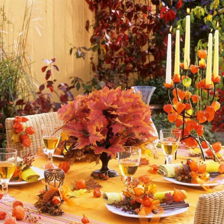 Künstliche Pflanzen Herbstblätter Zweige Kunstpflanzen Wetterfest Plastikpflanzen Dekopflanzen für Balkon Garten Herbst Tischdeko Hause Dekoration (4 STK)
