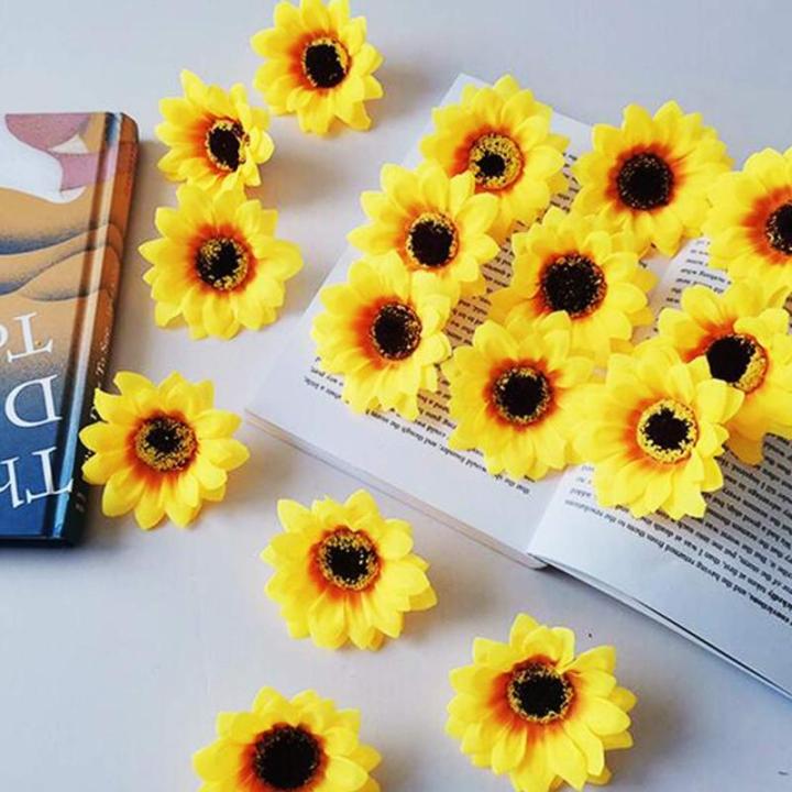 120 stuks kunstmatige zonnebloemhoofden faux zonnebloemhoofden in geel, 6,8 cm en 3,5 cm zonnebloemen zijde plastic planten voor huis tuin bruiloft feest decoratie krans DIY Craft