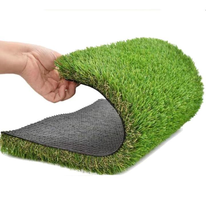 Premium Realistische rutschfeste Kunstrasen Rolle für Balkon Garten Haustier Hund Grün 2 x 5,5 m