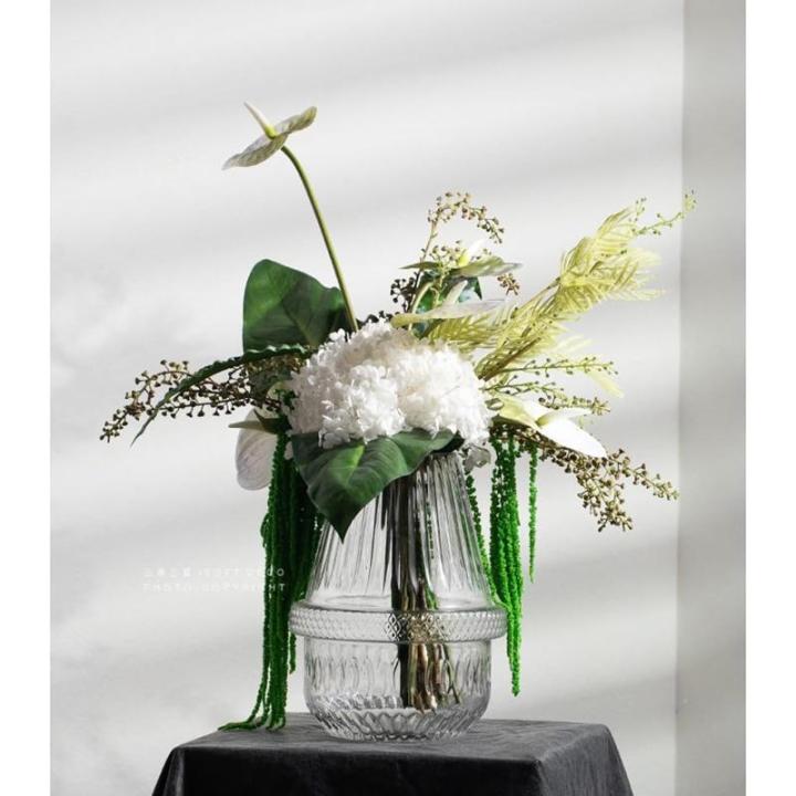 Kunstblumen Luxuriöses künstliches Blumenarrangement in Glasvase – Elegante Heimdekoration für Wohnzimmer und Esstisch, Kunstblume für jeden Anlass
