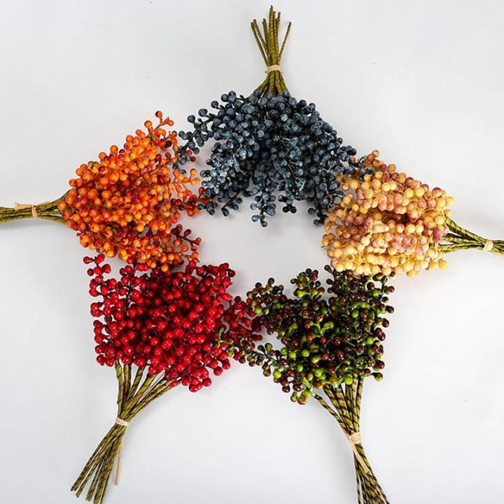 Simulierte Beerenzweige, 12 Stück, Künstliche Beeren, Biegbare Stiele, Zweige, Künstliche Früchte, wasserdichte Beerenzweige für Zuhause, Haus, Küche, Tisch, Korb (E)