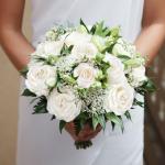Kunstrozen, 10 stuks realistische zijden bloemen, enkele lange steel, namaakrozen, bruidsboeket voor bruiloft, thuis, feest, arrangement, hotel, tuindecoratie (wit, 51 cm)