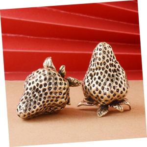 3 Stück Messing Erdbeer Desktop Erdbeer Ornament Messing Basteldekor Exquisite Erdbeer Dekorationen Exquisite Erdbeer Statuen Dekor Messing Bastelstatuen Messing Dekor
