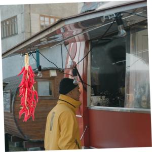 10 STK Simulierte hängende Knoblauchspieße Chili-Pfeffer-Anhänger lebensechtes rotes Chili-Modell Modelle wohnraumdeko ladeneinrichtung Pfeffer Dekor Bauernpfefferdekor Schaum