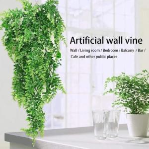 2 STKS Kunstmatige Hangplanten Varen, Plastic Groene Nep Muur Hangende Varens Planten, Kunstgroen Plant Groen Wijnstokken voor Tuin Bruiloft Decoratie