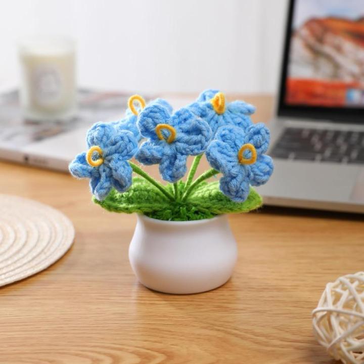 Kunstbloem, gehaakte bloemen, potplant, mini gebreide bloempot, kleine handgemaakte gehaakte bloem voor thuiskantoor tafeldecoratie, cadeau voor haar Valentijnsdag (2, blauwe bloem