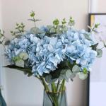 Kunstblumen Künstliche Blumen für Hochzeit, Party, Esstisch, künstlicher Blumenstrauß aus Hortensien mit Glasvase für jeden Anlass