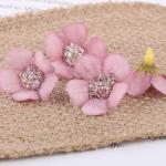 150 stuks kunstmadeliefjes, bloemkelken, , kleurrijke bloemkelken, mini zijden bloemen voor het knutselen, scrapbooking, bruiloften, feesten, woondecoratie - willekeurige kleuren