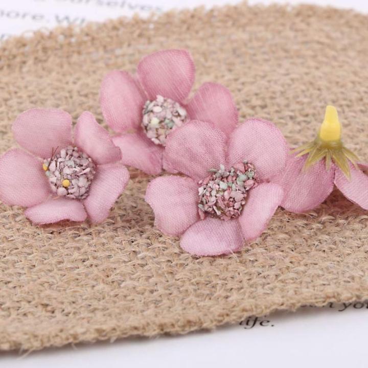 150 stuks kunstmadeliefjes, bloemkelken, , kleurrijke bloemkelken, mini zijden bloemen voor het knutselen, scrapbooking, bruiloften, feesten, woondecoratie - willekeurige kleuren
