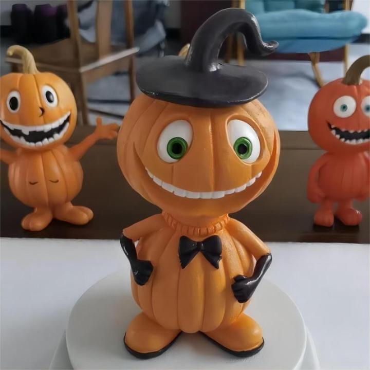Halloween Kürbis Mann Cartoongestalten Große 16cm Modellspielzeug Statue für Schreibtisch und Dekoration im Garten (Kürbis Mann A+B)