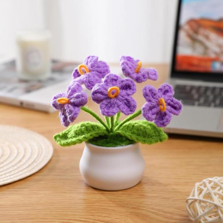 Kunstbloem, gehaakte bloemen, potplant, mini gebreide bloempot, kleine handgemaakte gehaakte bloem voor thuiskantoor tafeldecoratie, cadeau voor haar Valentijnsdag (1, paarse bloem