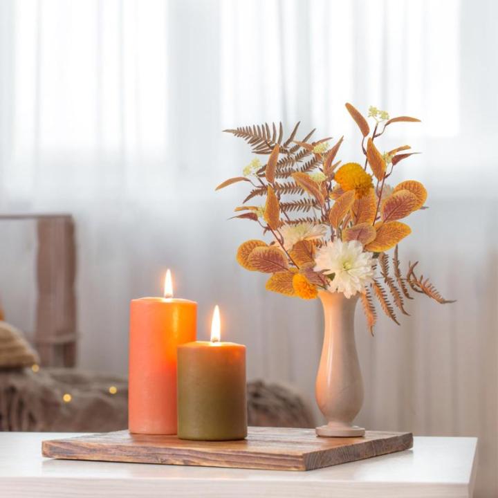 Künstliche Herbst-Eukalyptus-Stiele, künstliche Herbstblätter, grüne Pflanzenzweige mit weißen Samen, gelbem Silber, Dollar-Laub für Hochzeit, Blumenarrangement, Party, Herbs