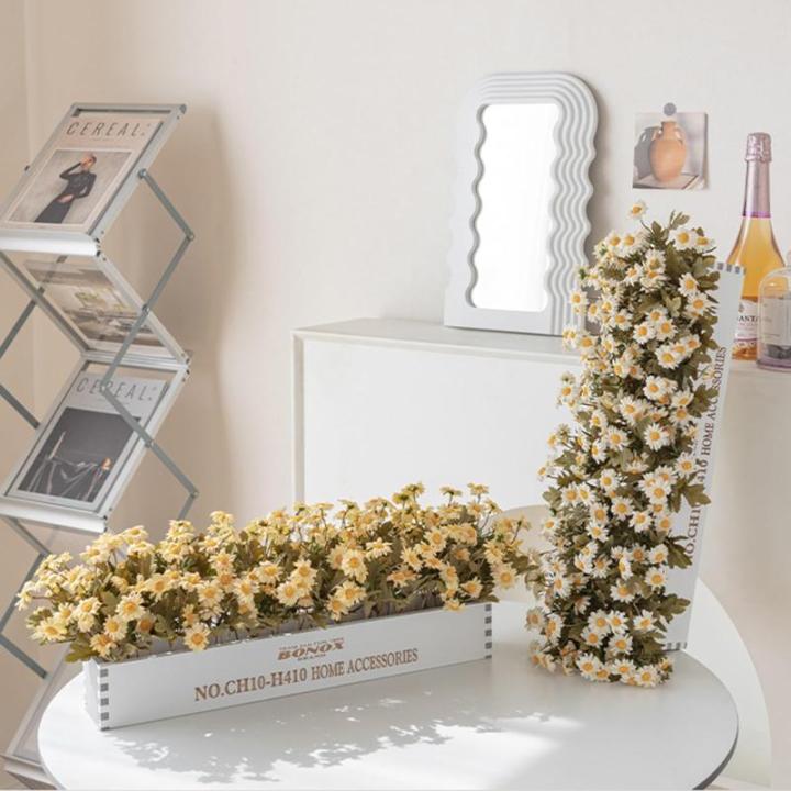 Zaun-künstliche Blumenornamente, Wohnzimmertisch-Blumendekoration, Künstliches Blumenarrangement Mit Zaun(Yellow)