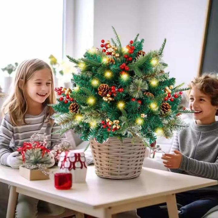 Künstlicher Weihnachtsbaum mit Außenbeleuchtung, Dekoration, simulierte Landschaft, Kiefer für Gartennadeln, Ambiente im Freien, Urlaub, goldener kleiner Füllstoff, Pflanzgefä