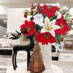 , kerstster, , Kerstmis, rode bessen, kerstdecoratie, zijden bloemen, roos voor Kerstmis, feesten