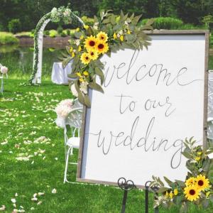Empfang Seiden Tulpen Arrangements Hochzeit Gemischte Pfingstrosen Willkommensschild Veranstaltungsverzierungen
